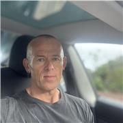 Prof en base de données (oracle , sql server , db2 et postgres ) et bureautique (Windows , Word, Excel)